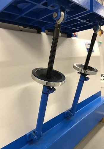 Наклон столов