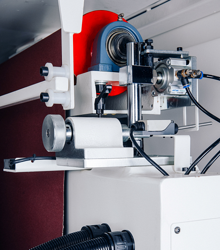 ОСЦИЛЛЯЦИЯ ШЛИФОВАЛЬНЫХ ЛЕНТ