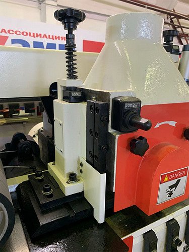 МАССИВНЫЕ ПРИЖИМНЫЕ ПЛИТЫ