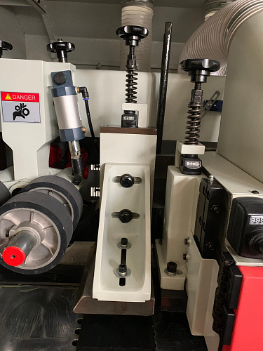 МАССИВНЫЕ ПРИЖИМНЫЕ ПЛИТЫ