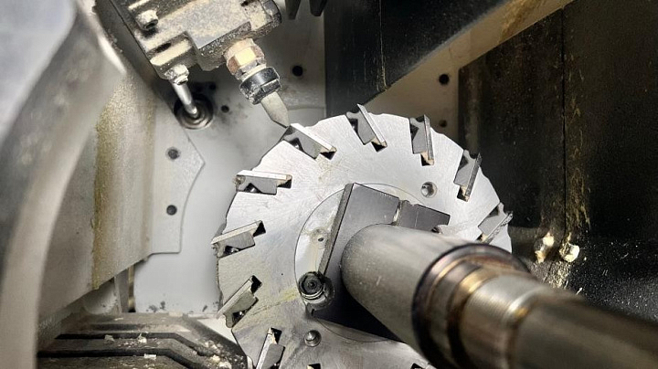 ДЖОИНТЕР ДЛЯ ПРЯМЫХ НОЖЕЙ