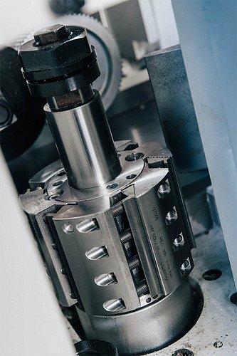 Частота вращения шпинделей 7000 об/мин