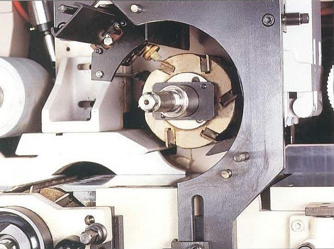 ДЖОИНТЕР ДЛЯ ПРЯМЫХ НОЖЕЙ