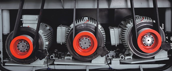 НЕЗАВИСИМЫЙ ПРИВОД ОБРАБАТЫВАЮЩИХ УЗЛОВ