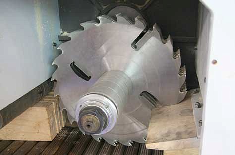 Жесткий пильный вал