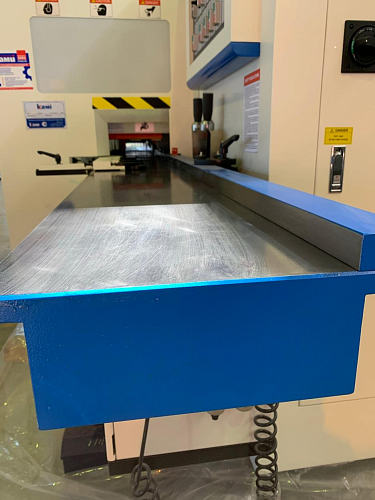 ХРОМИРОВАННЫЙ СТОЛ