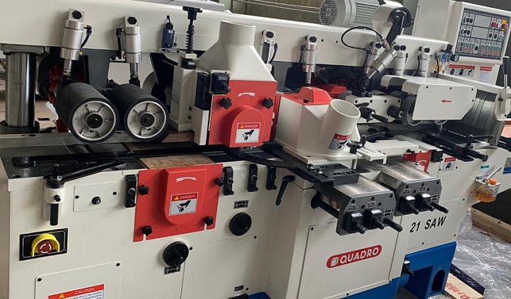 НАДЕЖНАЯ СИСТЕМА ПОДАЧИ И ФИКСАЦИИ ПИЛОМАТЕРИАЛА