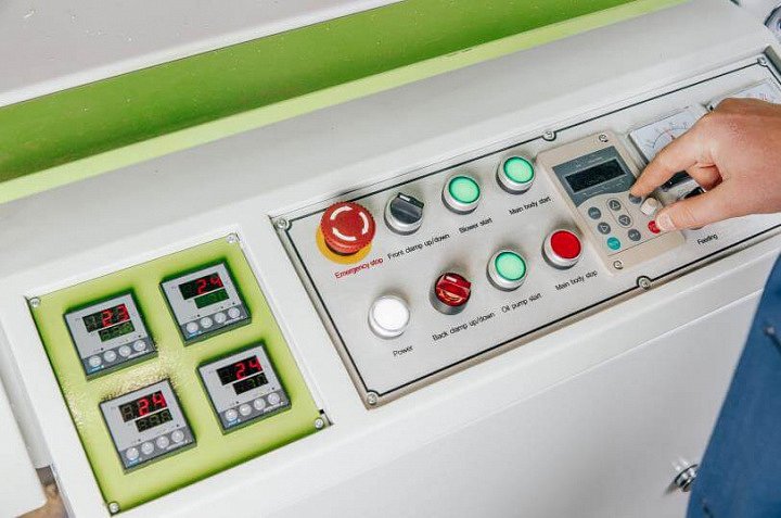 Регулировка скорости подачи материала