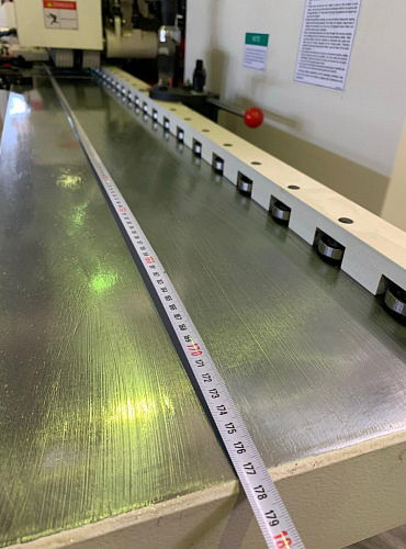 ХРОМИРОВАННЫЙ ПОДАЮЩИЙ СТОЛ